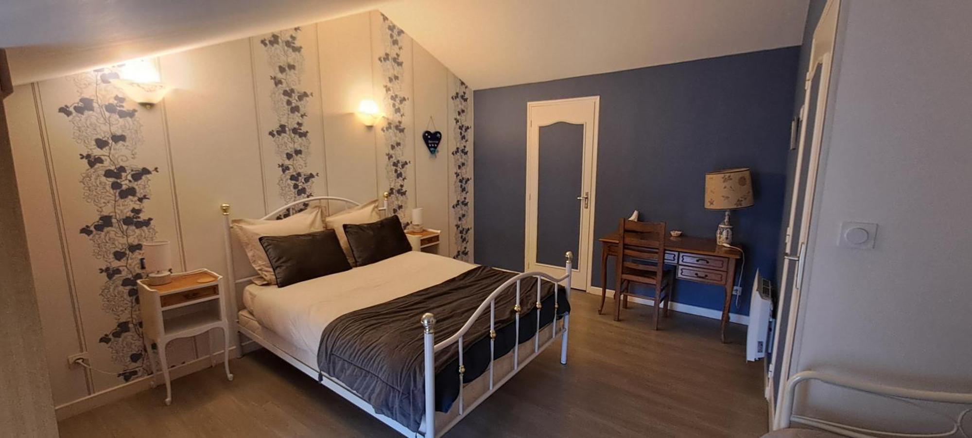 Cour La Dame Chez Beatris Et Christophe Janson Les Grandes-Loges Bagian luar foto